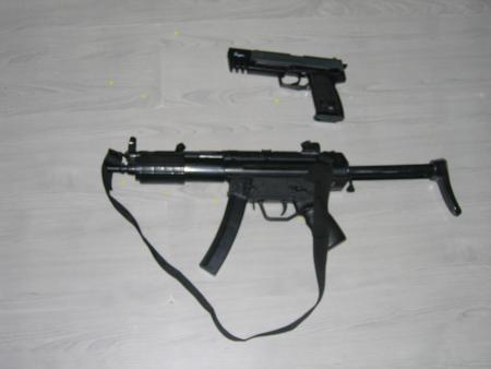 MP5 et desert eagles